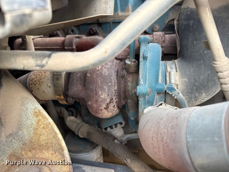 image for item FB8585 2005 International 7400 dump truck