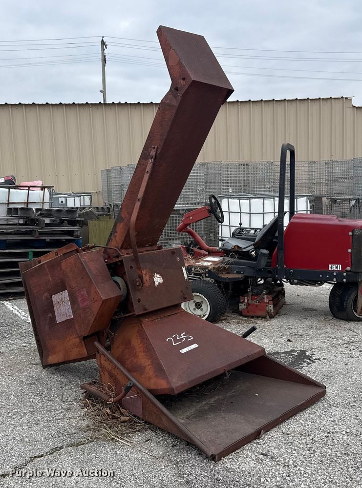 image for item FB8589 Olathe wood chipper