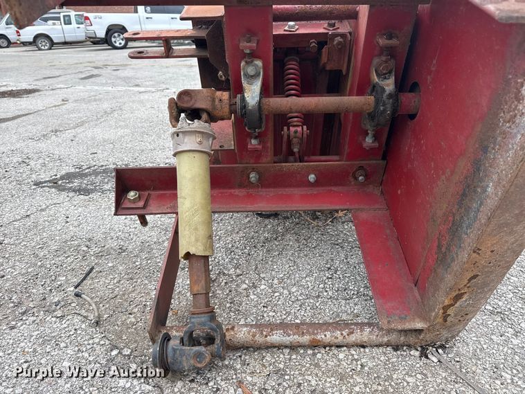 image for item FB8589 Olathe wood chipper