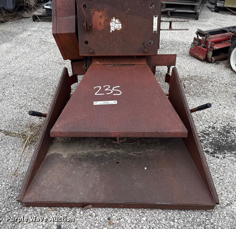 image for item FB8589 Olathe wood chipper