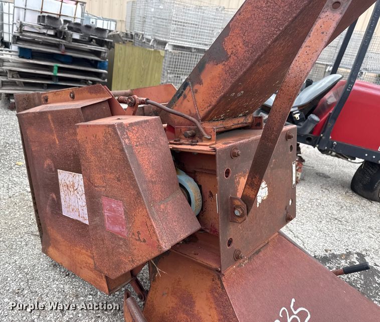 image for item FB8589 Olathe wood chipper