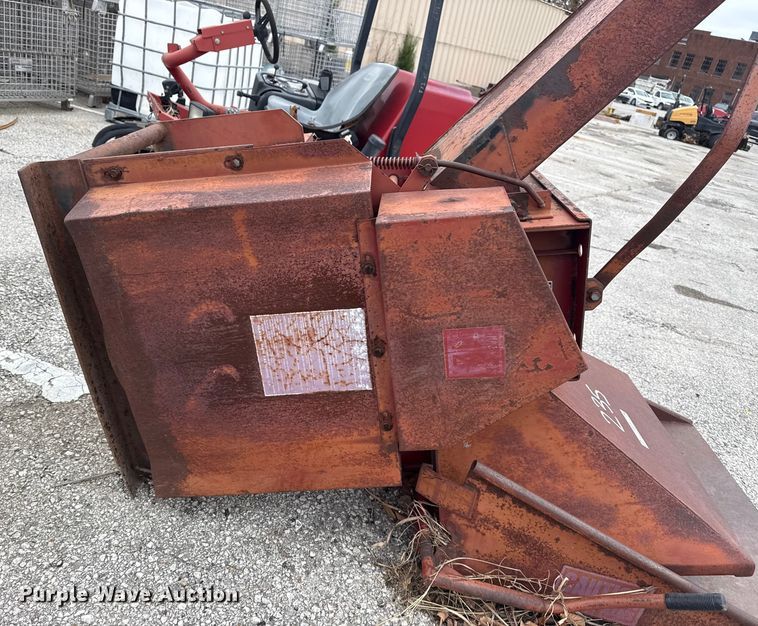 image for item FB8589 Olathe wood chipper