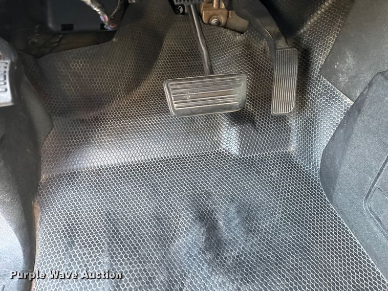 image for item FG0502 2008 Chevrolet Silverado 2500HD Crew Cab pickup truck