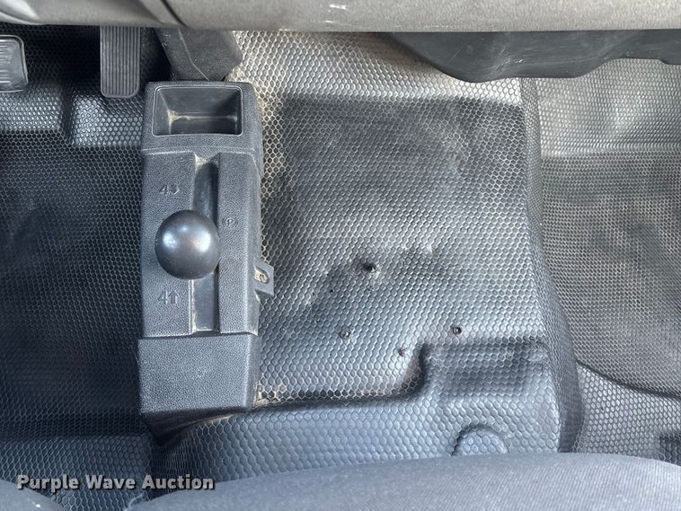 image for item FG0502 2008 Chevrolet Silverado 2500HD Crew Cab pickup truck