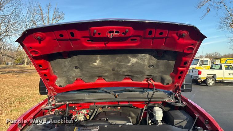 image for item FG0502 2008 Chevrolet Silverado 2500HD Crew Cab pickup truck