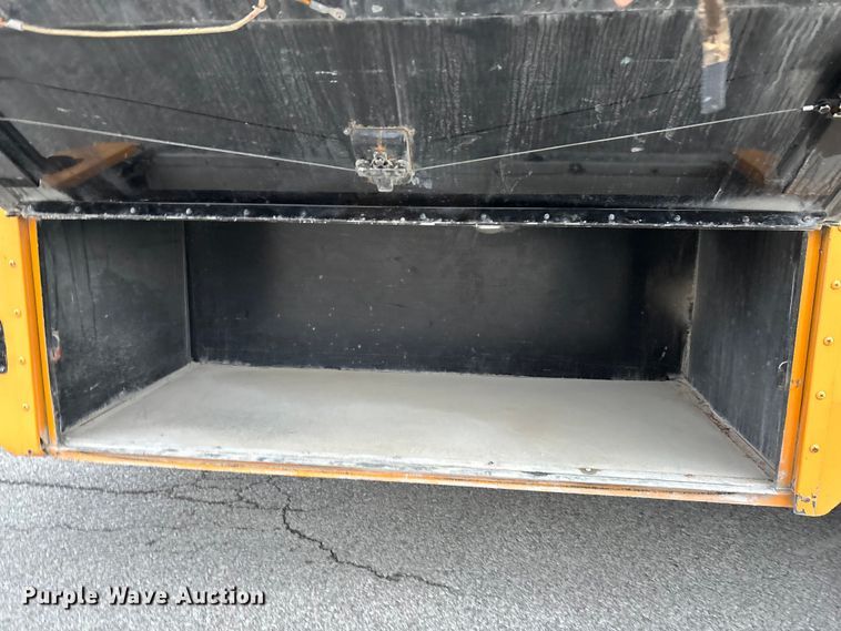 image for item FG1567 2010 Blue Bird Bb Conventional school bus