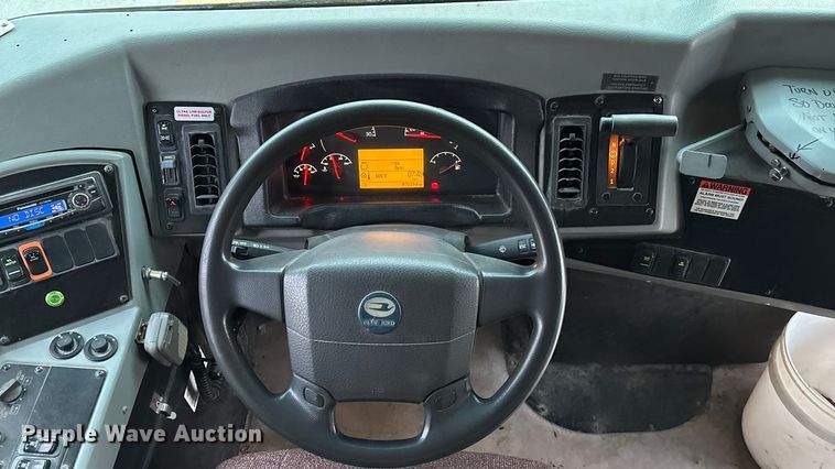 image for item FG1567 2010 Blue Bird Bb Conventional school bus