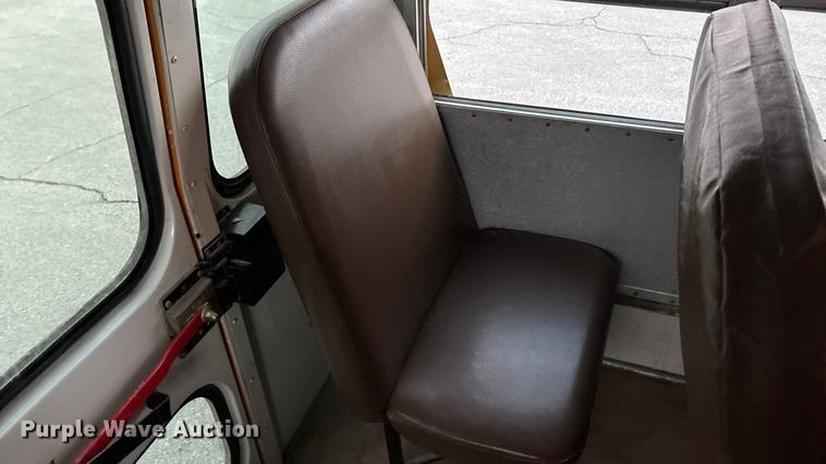 image for item FG1567 2010 Blue Bird Bb Conventional school bus