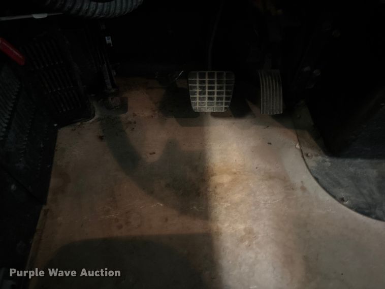 image for item FG1568 2012 Blue Bird Bb Conventional school bus