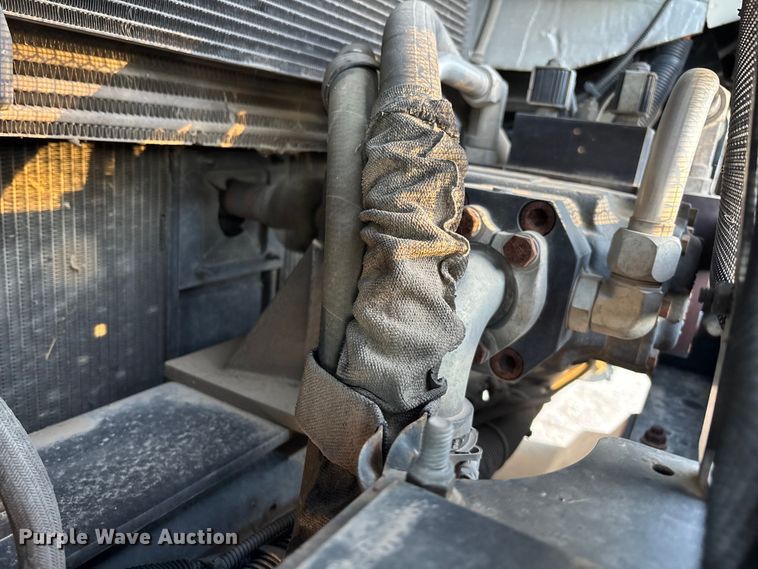 image for item FG1670 2011 Autocar Xpeditor refuse truck