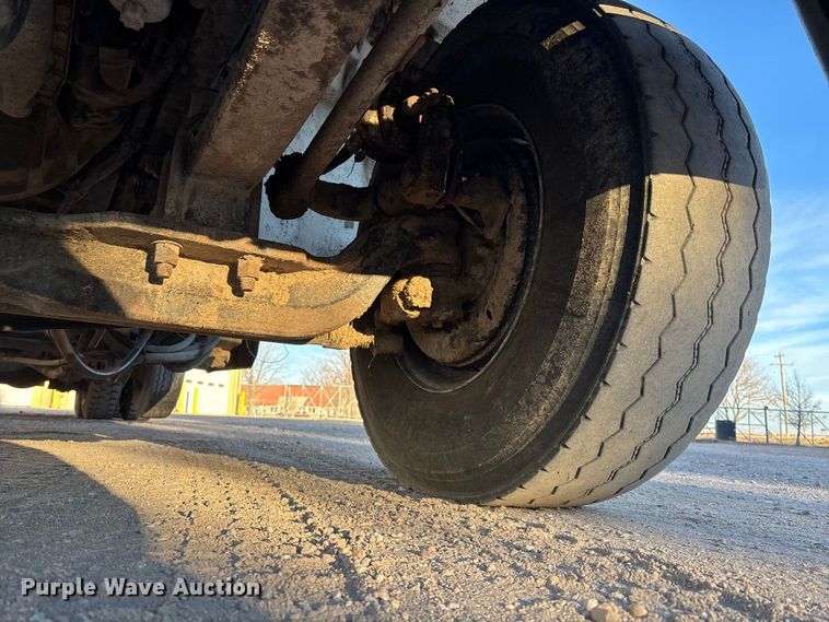 image for item FG1671 2001 Freightliner FL112 hook lift truck