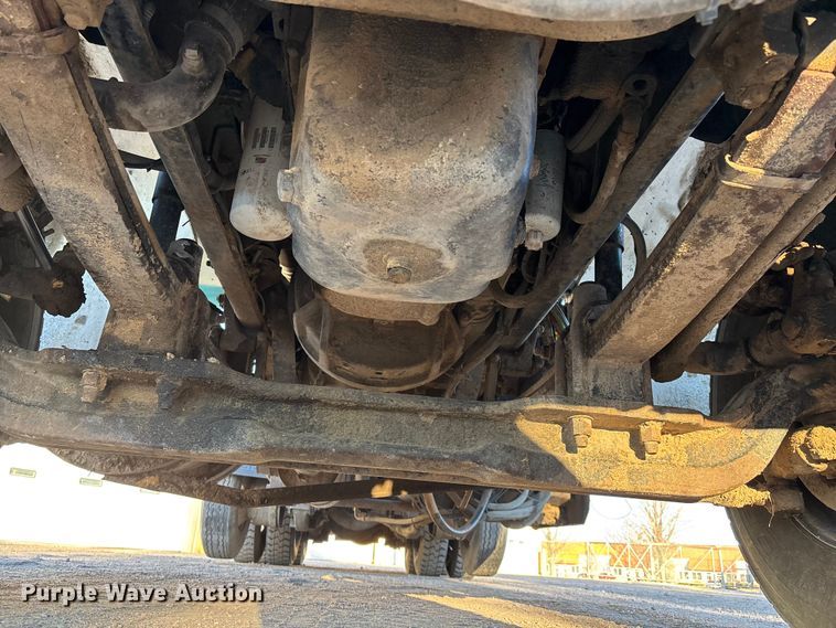 image for item FG1671 2001 Freightliner FL112 hook lift truck