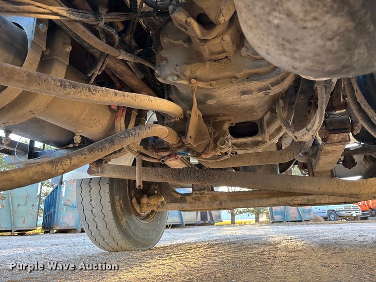 image for item FG1671 2001 Freightliner FL112 hook lift truck