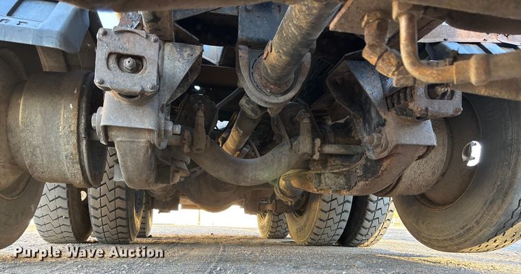 image for item FG1671 2001 Freightliner FL112 hook lift truck