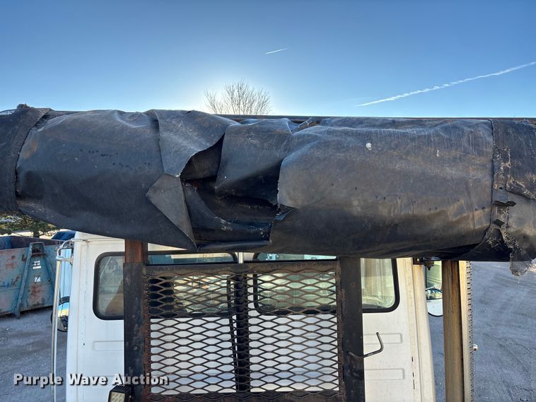 image for item FG1671 2001 Freightliner FL112 hook lift truck