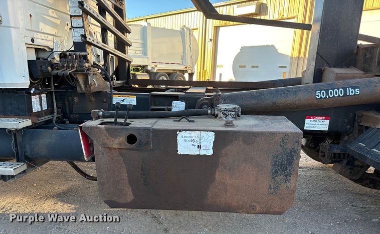 image for item FG1671 2001 Freightliner FL112 hook lift truck