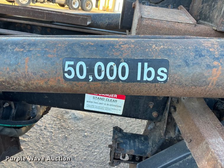 image for item FG1671 2001 Freightliner FL112 hook lift truck