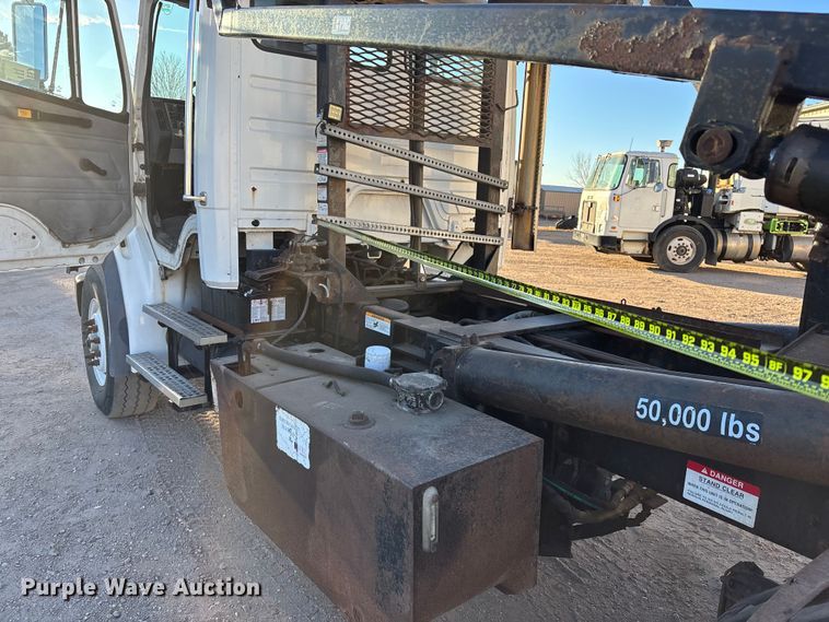 image for item FG1671 2001 Freightliner FL112 hook lift truck