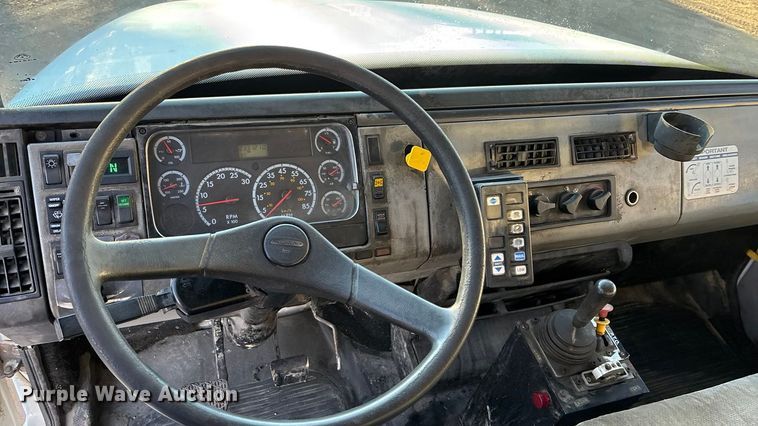 image for item FG1671 2001 Freightliner FL112 hook lift truck