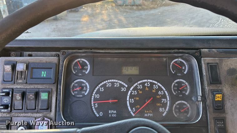 image for item FG1671 2001 Freightliner FL112 hook lift truck