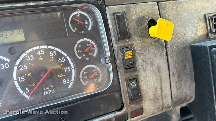 image for item FG1671 2001 Freightliner FL112 hook lift truck