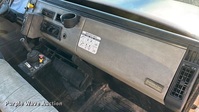 image for item FG1671 2001 Freightliner FL112 hook lift truck