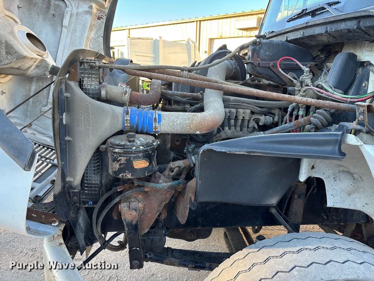 image for item FG1671 2001 Freightliner FL112 hook lift truck