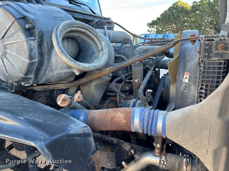 image for item FG1671 2001 Freightliner FL112 hook lift truck