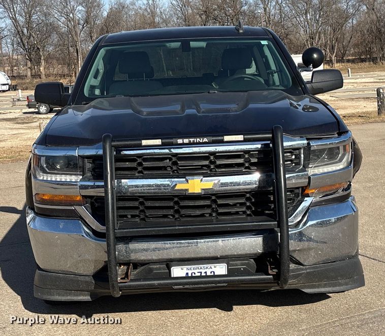 image for item FG1672 2016 Chevrolet Silverado 1500 pickup truck