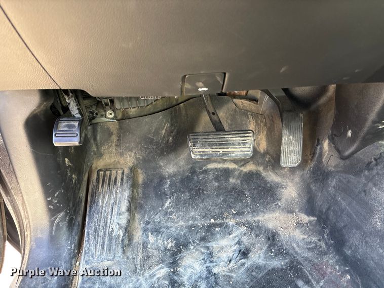 image for item FG1672 2016 Chevrolet Silverado 1500 pickup truck