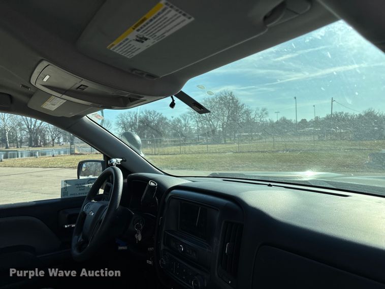 image for item FG1672 2016 Chevrolet Silverado 1500 pickup truck