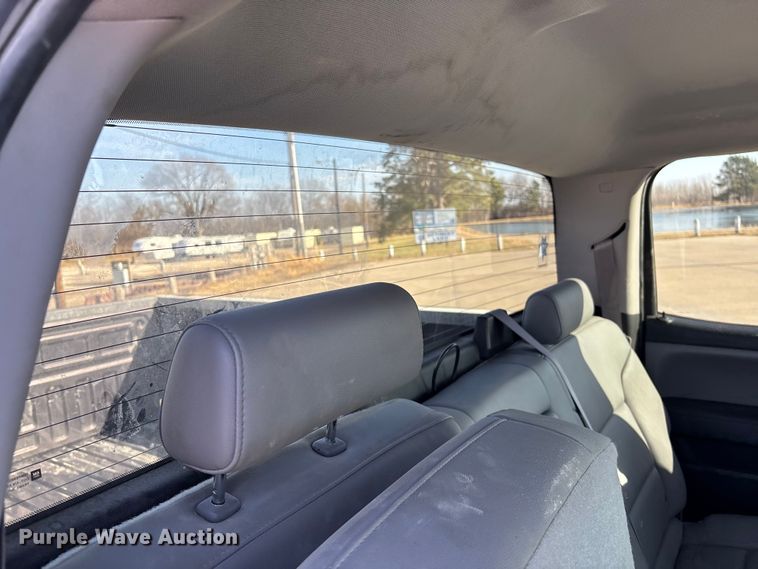 image for item FG1672 2016 Chevrolet Silverado 1500 pickup truck