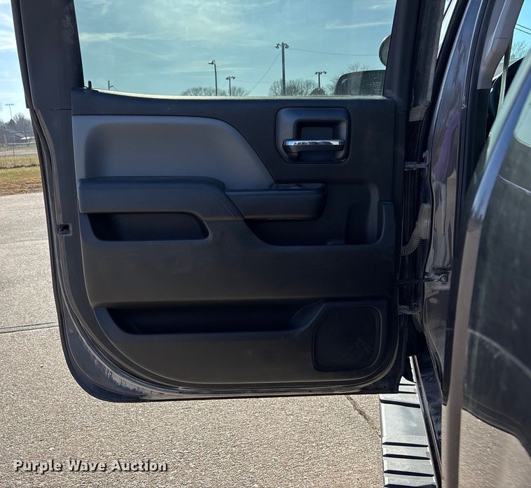 image for item FG1672 2016 Chevrolet Silverado 1500 pickup truck