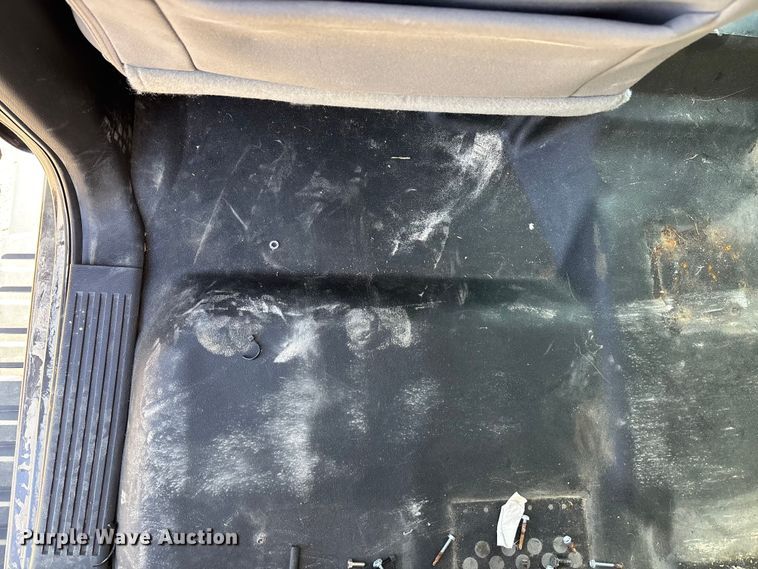 image for item FG1672 2016 Chevrolet Silverado 1500 pickup truck