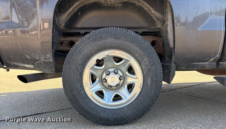 image for item FG1672 2016 Chevrolet Silverado 1500 pickup truck