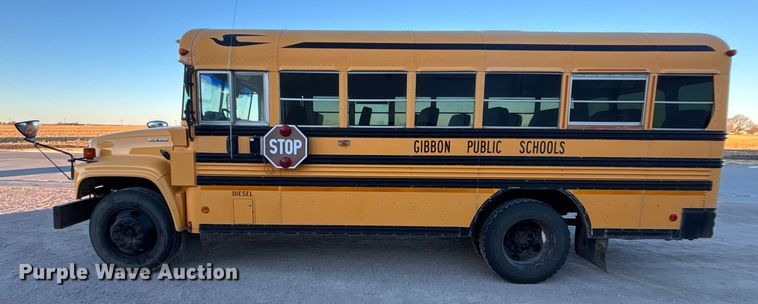 image for item FG1683 1998 GMC B7 school bus