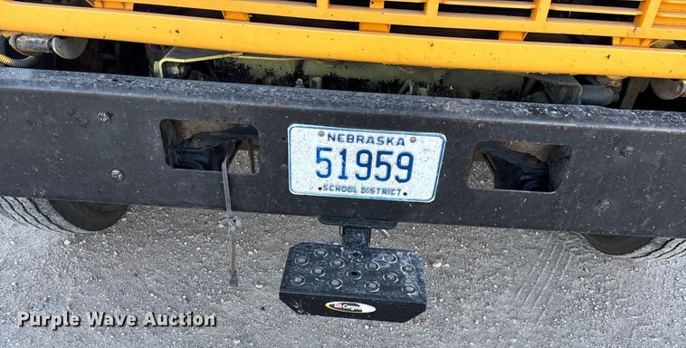 image for item FG1683 1998 GMC B7 school bus