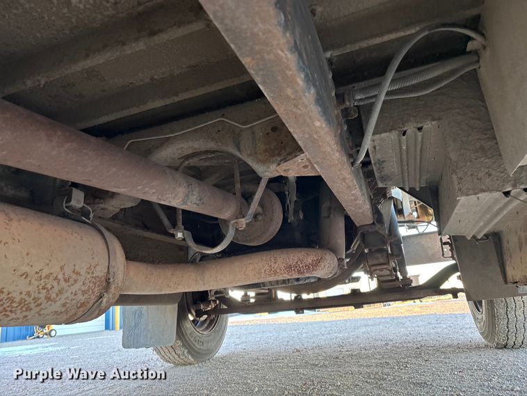 image for item FG1683 1998 GMC B7 school bus