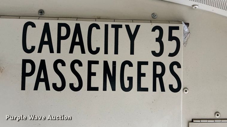 image for item FG1683 1998 GMC B7 school bus