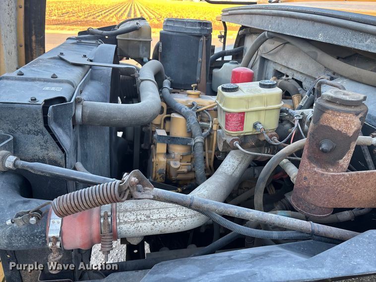 image for item FG1683 1998 GMC B7 school bus