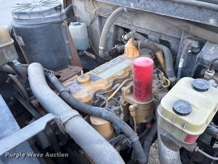 image for item FG1683 1998 GMC B7 school bus