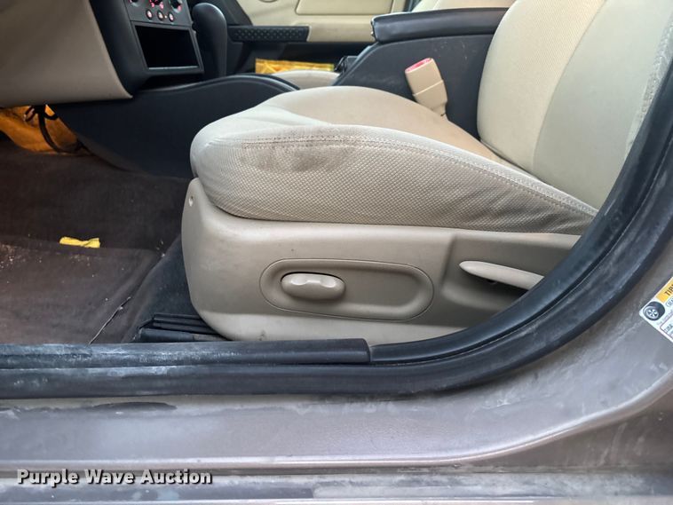 image for item FG1684 2007 Pontiac Grand Prix 