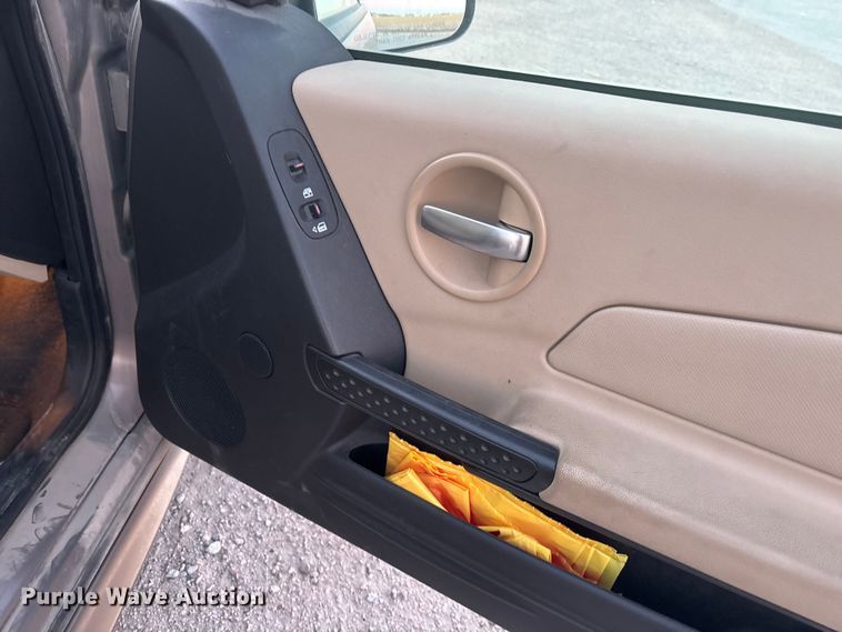 image for item FG1684 2007 Pontiac Grand Prix 