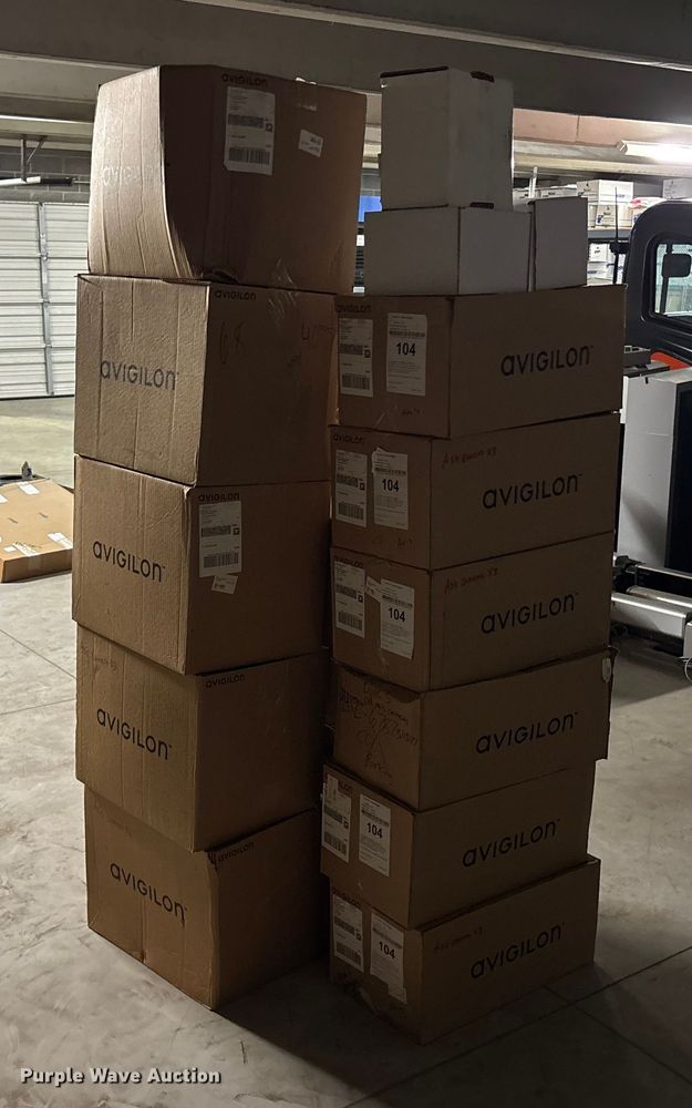 image for item FG1686 Approximately 67 Axis P3364 security cameras 