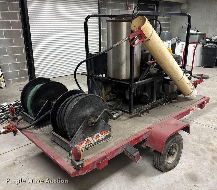 image for item FG1689 MITM HS-3005-CMVI pressure washer