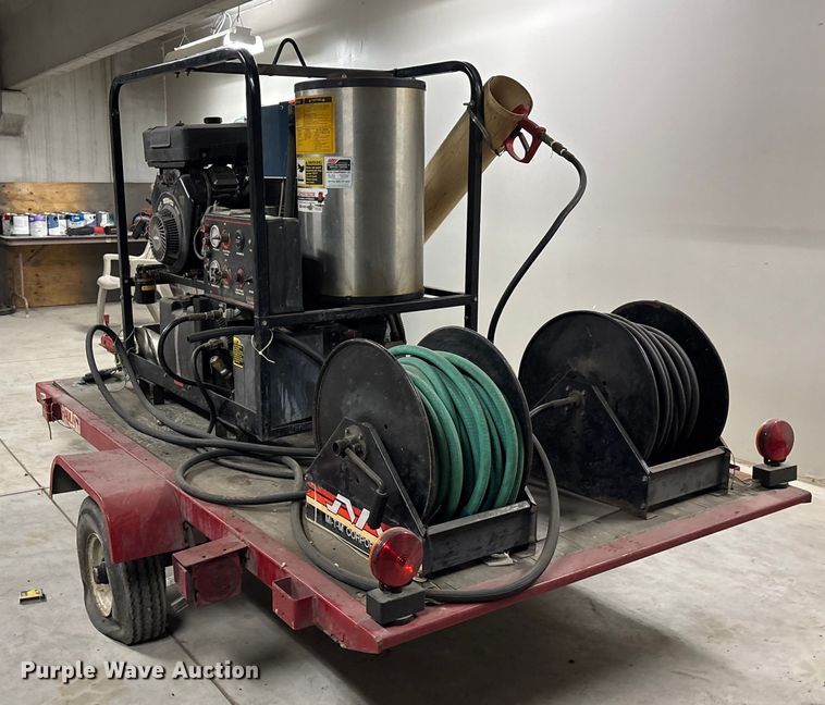 image for item FG1689 MITM HS-3005-CMVI pressure washer