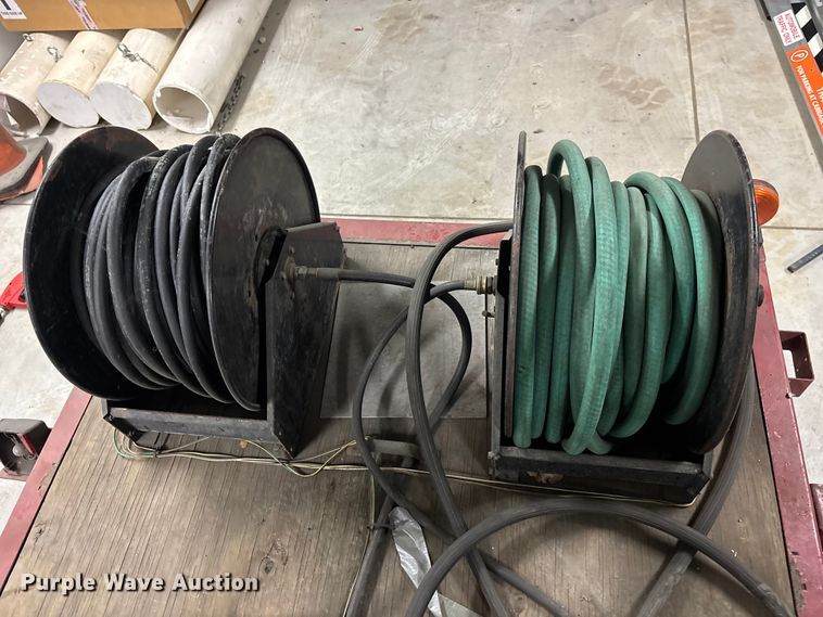 image for item FG1689 MITM HS-3005-CMVI pressure washer