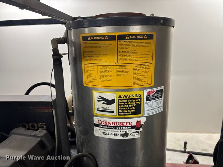 image for item FG1689 MITM HS-3005-CMVI pressure washer