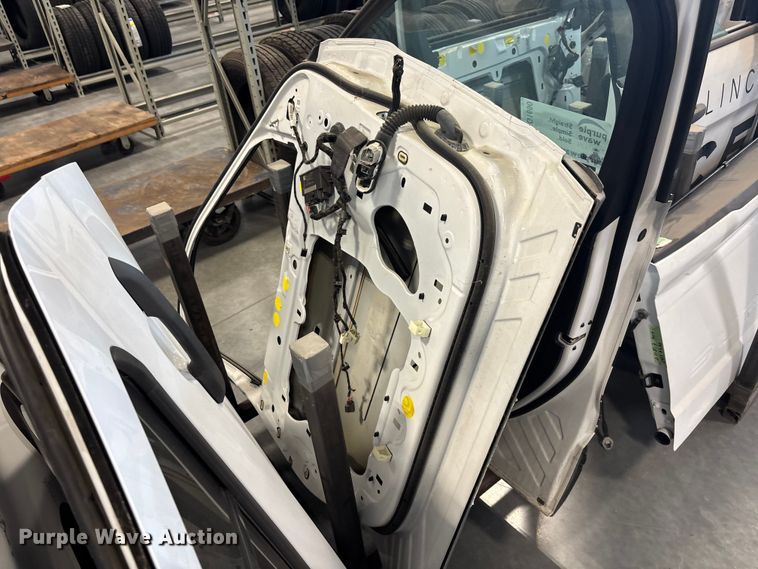 image for item FG1690 Automotive parts