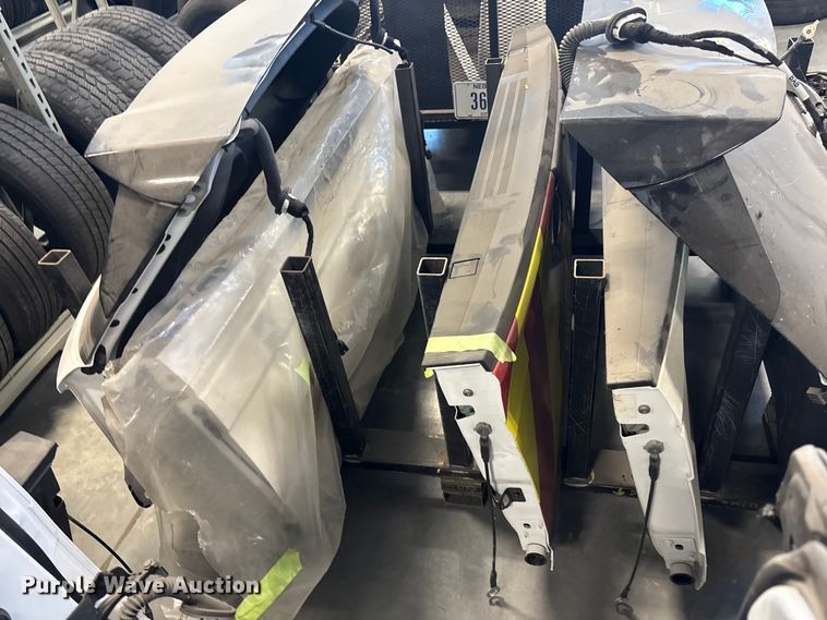 image for item FG1690 Automotive parts